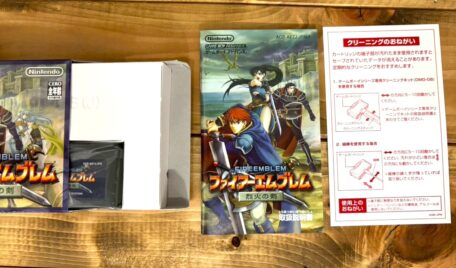 ゲームボーイソフト_付属品完備_箱_説明書_注意書きが揃った状態の例