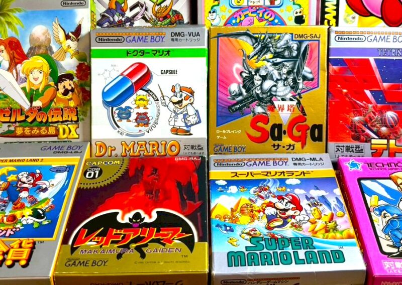 複数のゲームボーイソフトの箱付きパッケージを並べた写真。国内外で評価が分かれやすい代表的なタイトルが写っており、国内相場と海外相場の価格差が生まれる背景を示すアイキャッチ画像です。