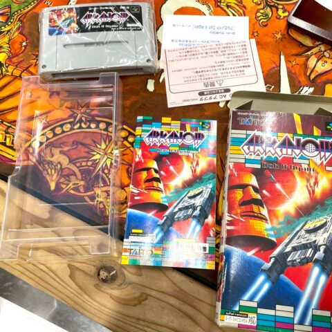 スーパーファミコンソフトの箱・説明書・内トレイなど付属物が揃った状態を比較できる写真